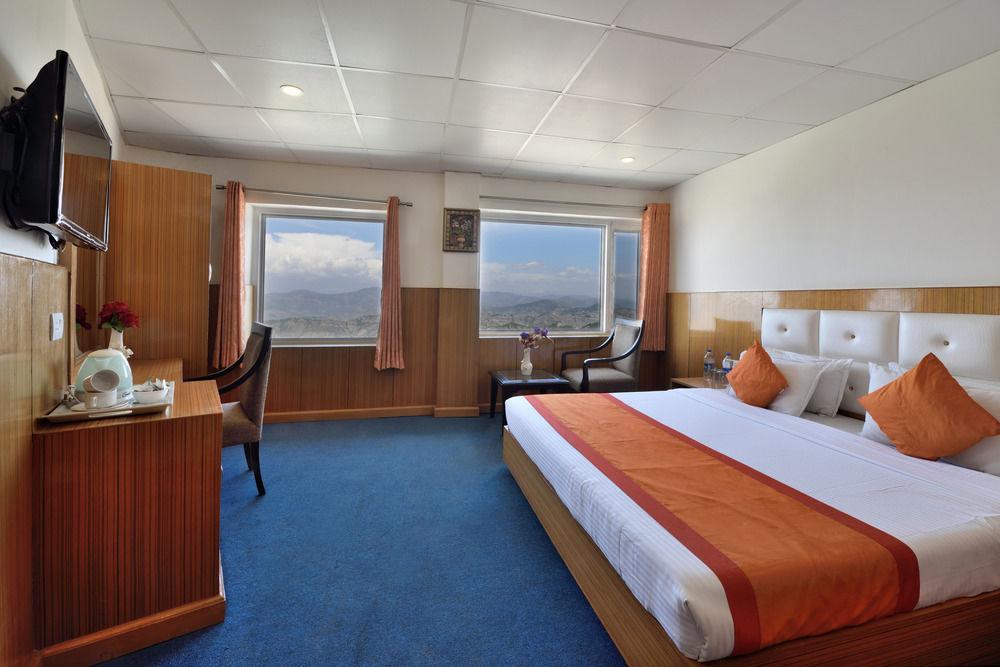 Galleu Hill Resort Shimla Exterior foto